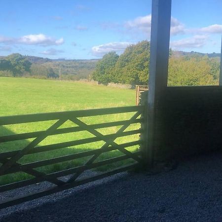 Villa The Milking Parlour At Berthllwyd Quakers Yard Exterior foto
